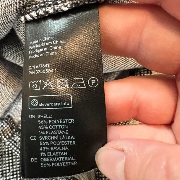 H&M fitted heathered black & white long sleeve dress with pockets - size Medium - Picture 8 of 9